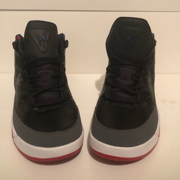 Air Jordan tennis shoes - Picture 5 of 5